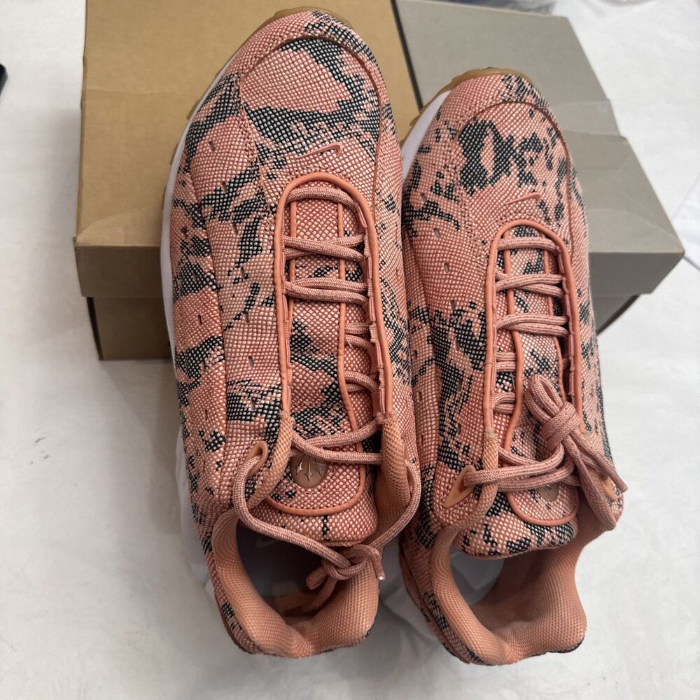Nike NOCTA x Hot Step Air Terra Distant Regards Pink Quartz Sz Men 9 / W10.5 NEW